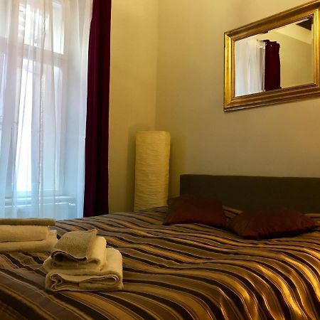 Brno Center Whirlpool Apartment Eksteriør billede